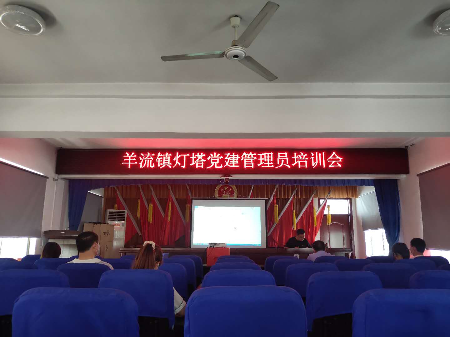 山東興源機械有限公司官網(wǎng)|起重機|行車|山東興源機械|單梁起重機|電動葫蘆|起重配件|m.x3214.cn|xyqzj|xyqzj.com|興源起重機|興源|起重機行車|起重設(shè)備|起重機械
